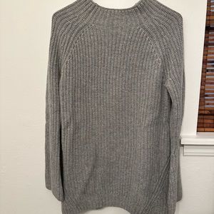 R Label The Reset mockneck sweater